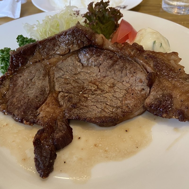 サーロインステーキ定食(ランチョン )