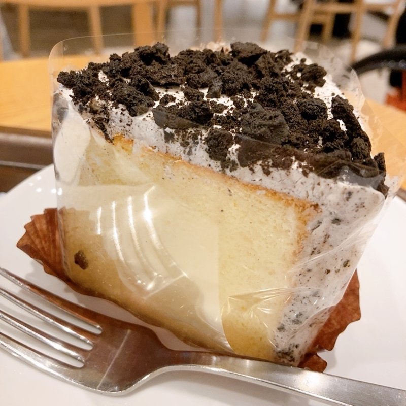 クッキー&クリームシフォンケーキ(スターバックス・コーヒー 広島駅アッセ店 )
