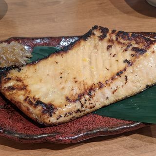 トロサーモン西京焼(日本酒バルどろん)