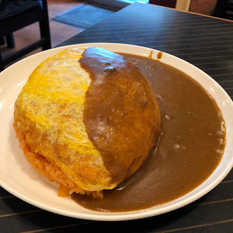 オムカレー(洋食 土佐勝)