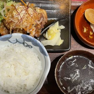 油淋鶏定食(肉汁餃子のダンダダン 調布総本店)