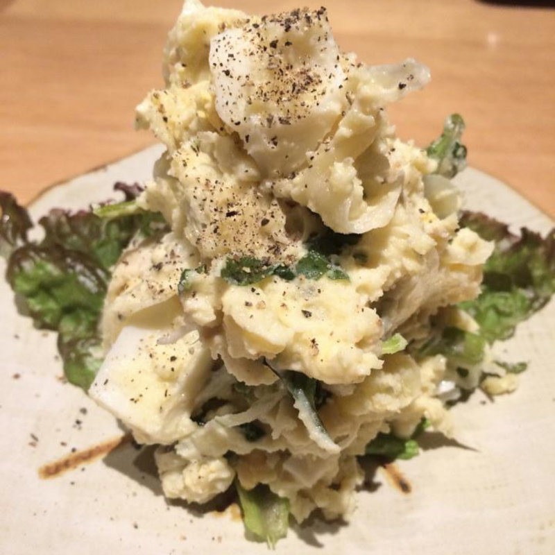 鶏の燻製ポテトサラダ(酉たか )