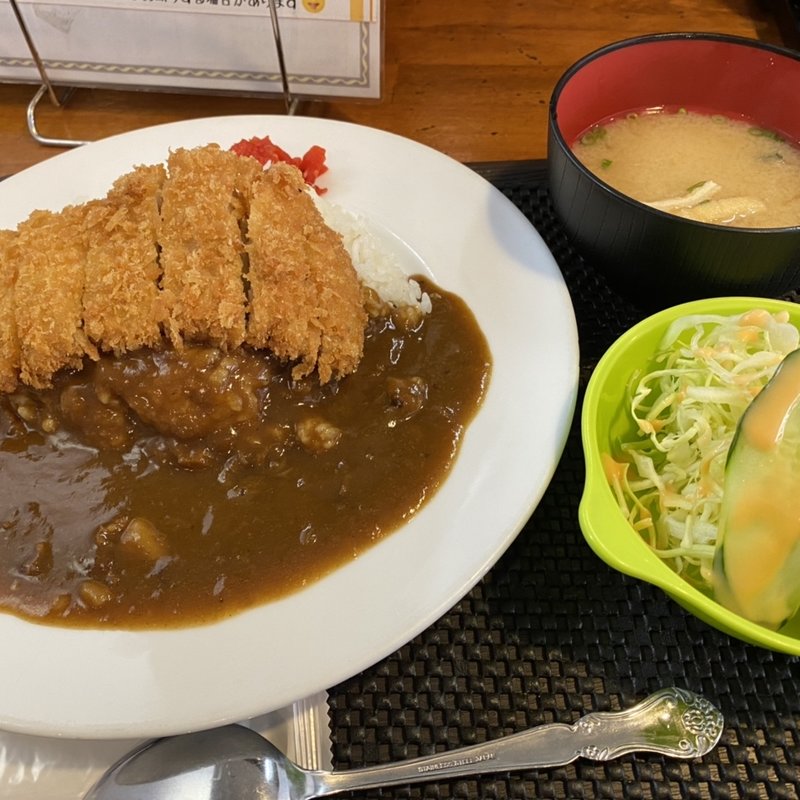 カツカレー(かちかち山大博町店)