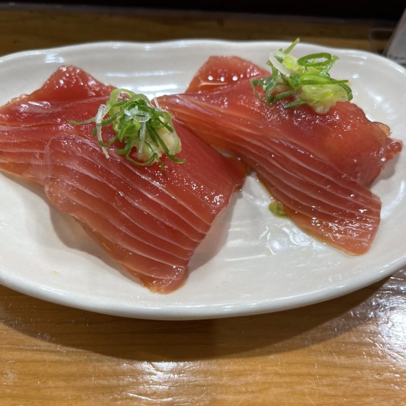 漬けマグロ握り(市場ずし 千日前店 （いちばずし）)