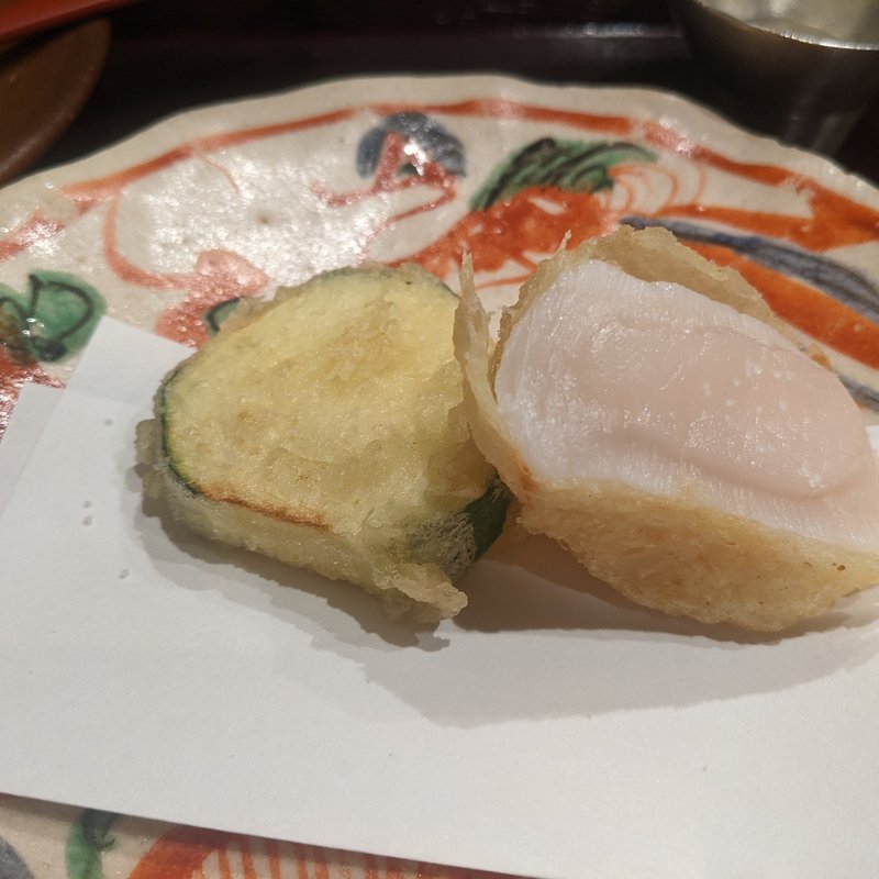 帆立貝とズッキーニ　天婦羅(鳥田中)