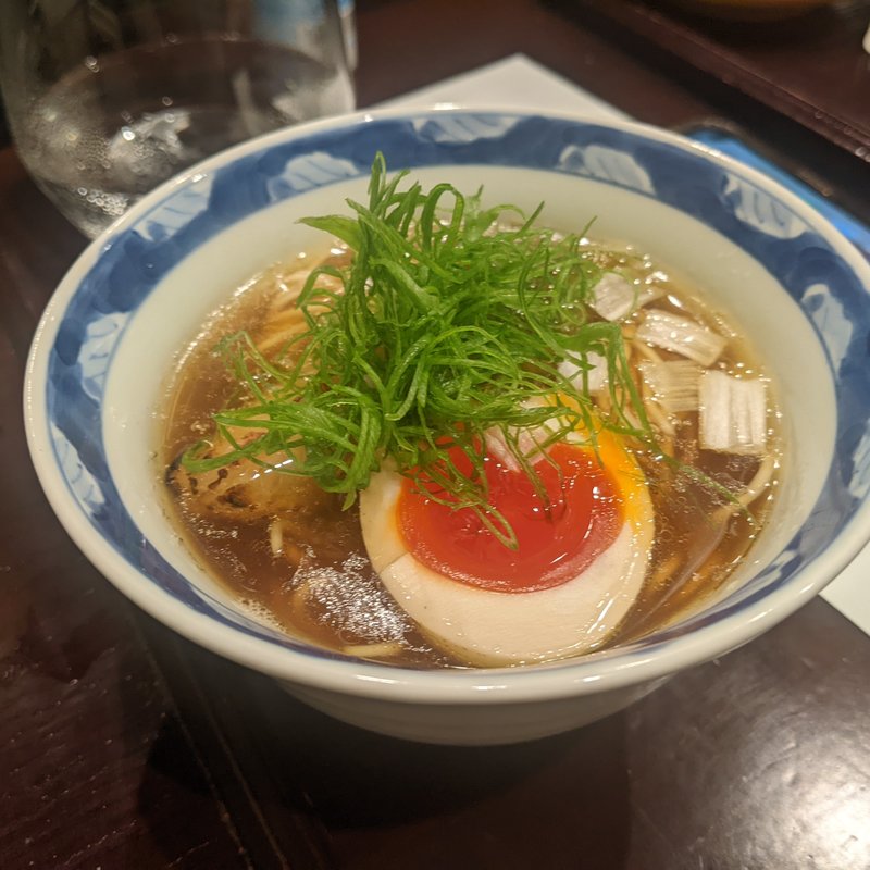 醤油の鶏そば　焼きあご煮干し(鳥田中)