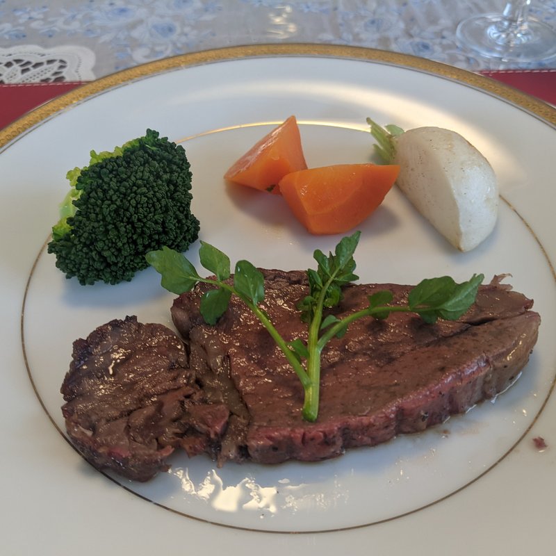 国産牛ヒレローストビーフ(パパゲーノ)