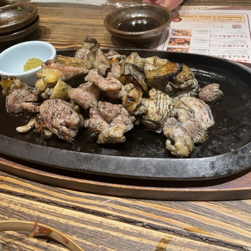 地鶏炭火焼ニンニク醬油(裏メニュー)(鹿児島県霧島市 塚田農場 池袋西口店)