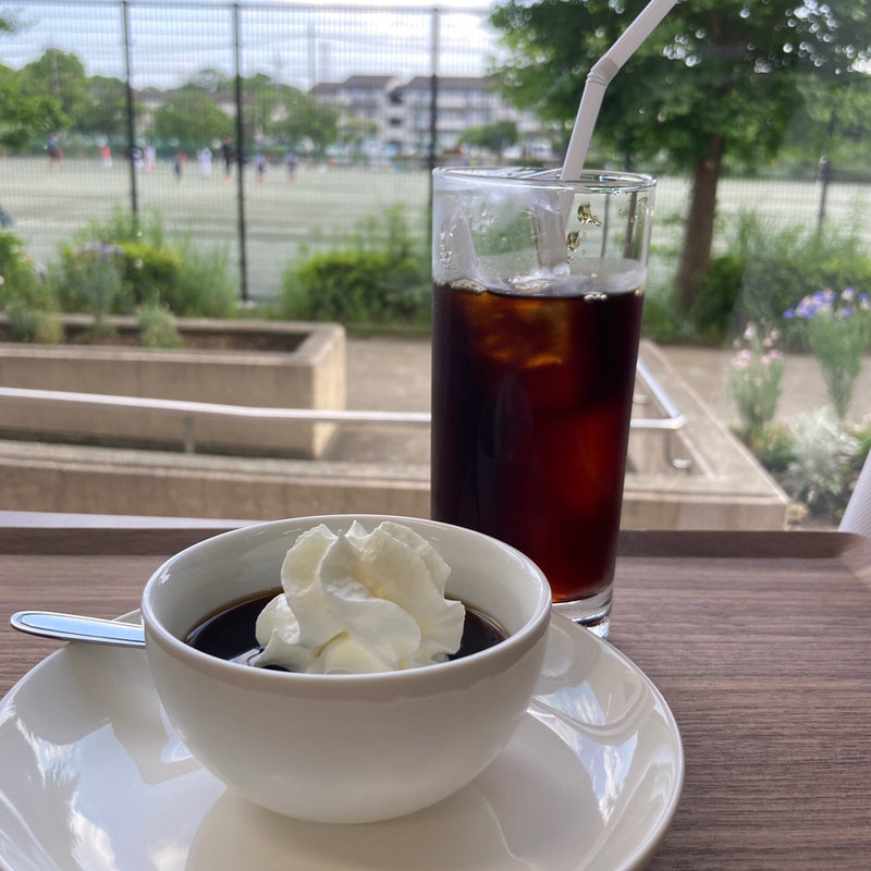 アイスコーヒーとコーヒーゼリー(キタカイカフェ&バー)