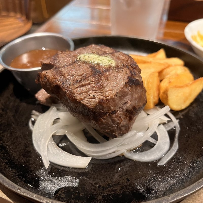 GABURIステーキランチ(ビストロガブリ 初台店)