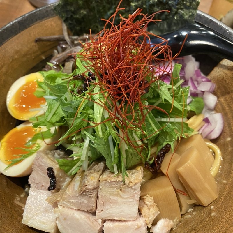 日向地鶏の油そば(麺や兼虎 天神本店)