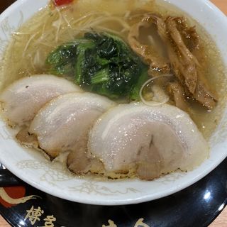 鶏ガラ煮干しラーメン(博多一幸舎 福岡空港国内ターミナル店)