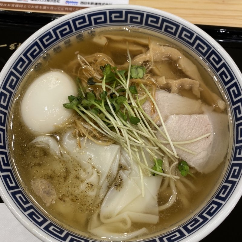 煮干しそば(博多屋台ラーメン一幸舎 マークイズ福岡ももち店)