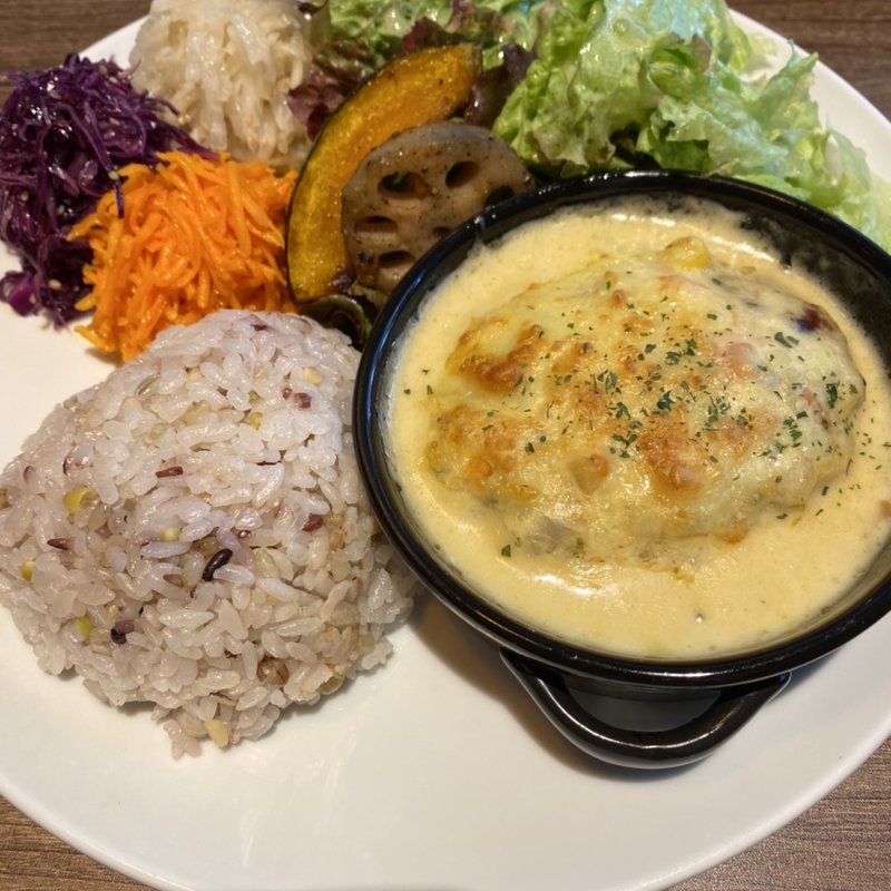 ランチプレート(EAT Healthy Food Cafe)