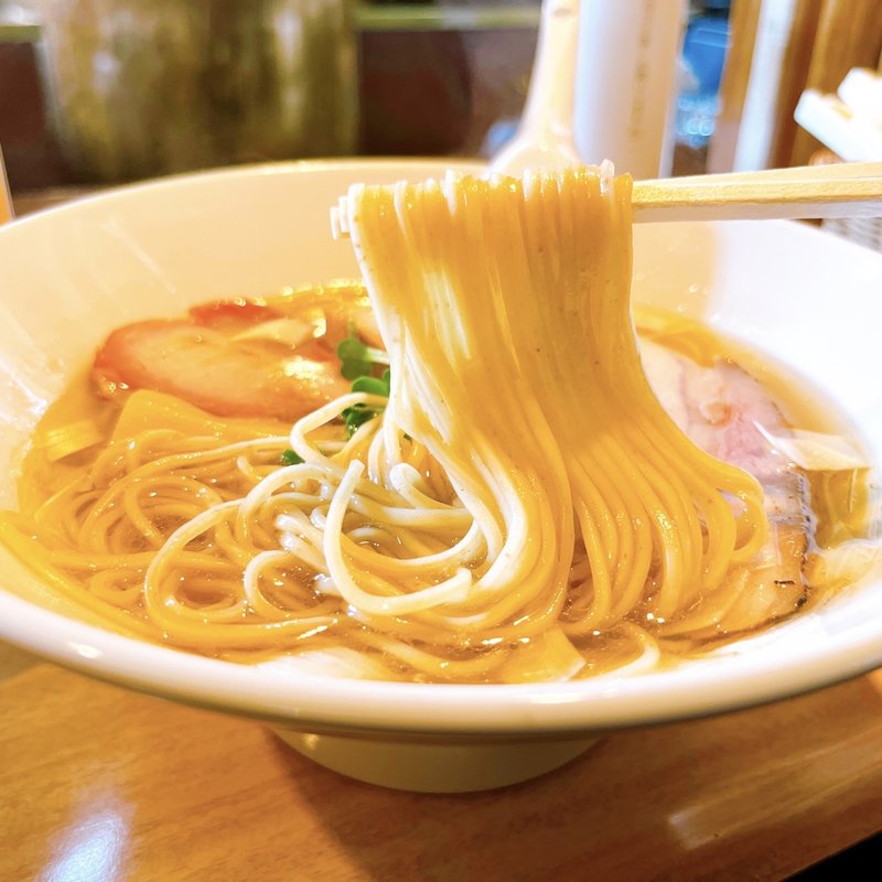 白醤油ラーメン(ラーメンニュー松戸)