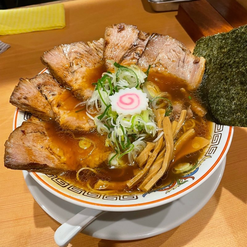 チャーシュー麺（醤油）(中華そば 一徹)
