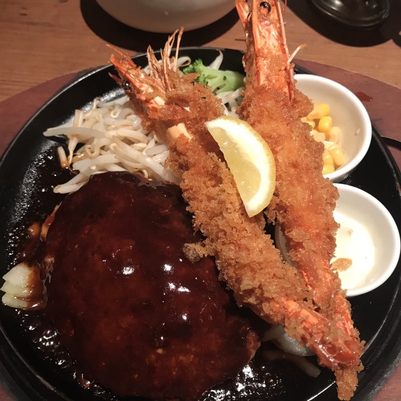 シェーンズバーグと手仕込み海老フライ2本(シェーンズバーグ 錦糸町店)