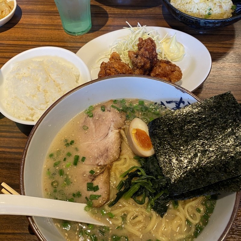 ラーメン(究極ラーメン 横濱家 東名川崎店)