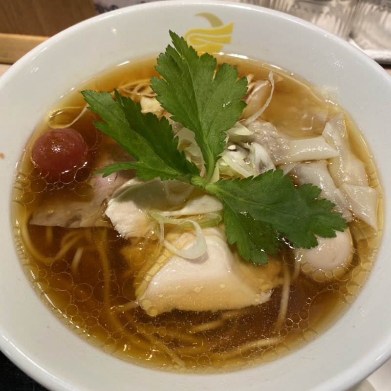 ワンタン麺(中華そば 月光軒 （ムンライケン）)