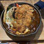 能登豚カツ焼きカレー(蕎麦山猫と キジトラコーヒー研究所)