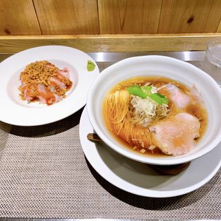 醤油そばと肉丼お得セット(中華そば成城青果)