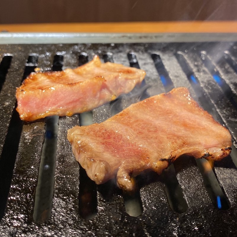 国産特上カルビ(焼肉 a.n.b.)