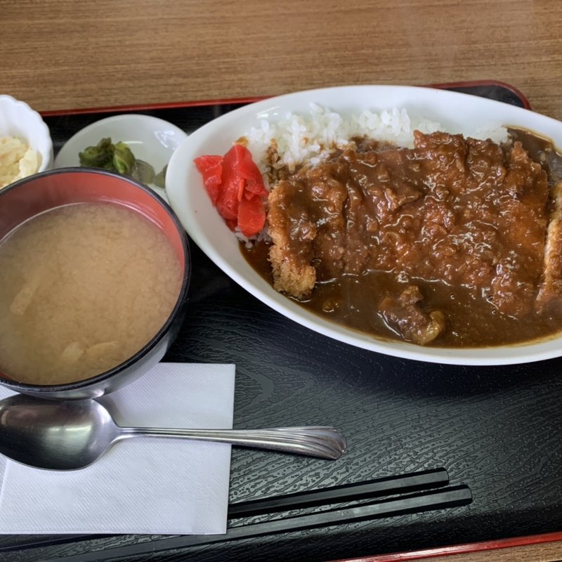 カツカレー(食堂 志らいわ)
