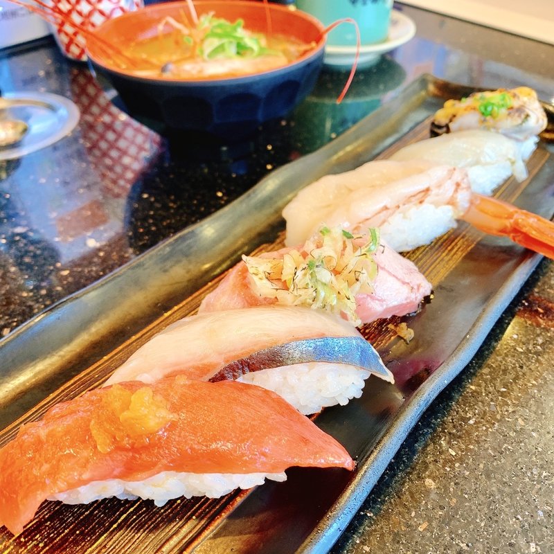 劇団セット(すし銚子丸 宮野木店)