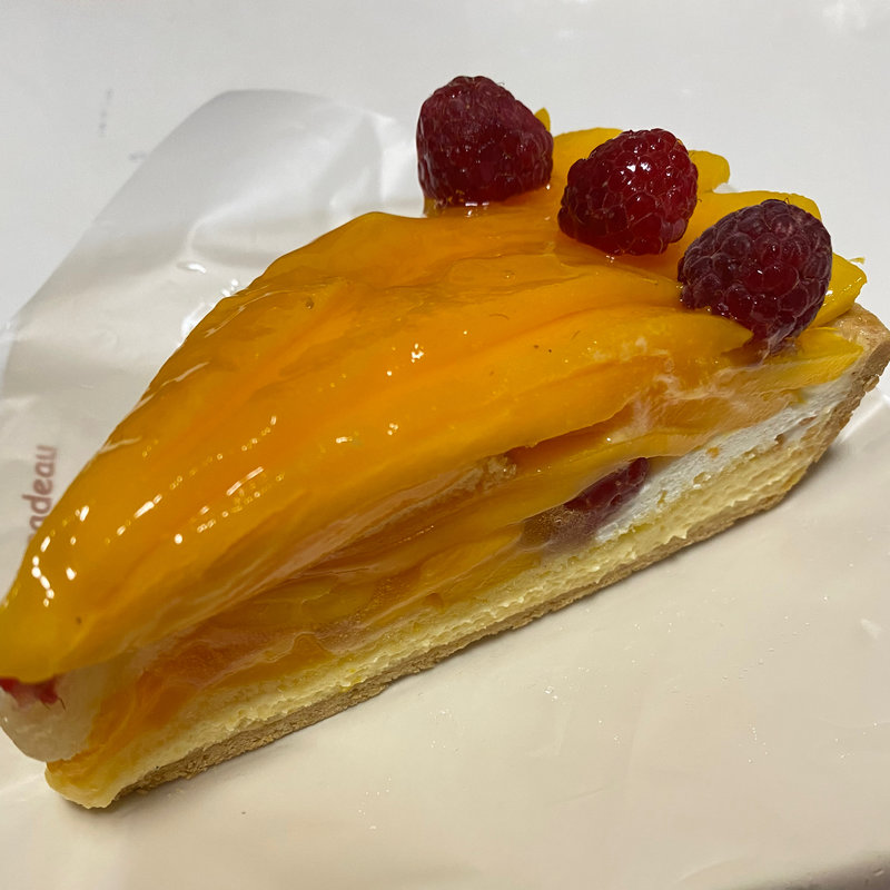 特選 宮崎県産マンゴーのタルト(キルフェボングランフロント大阪店)