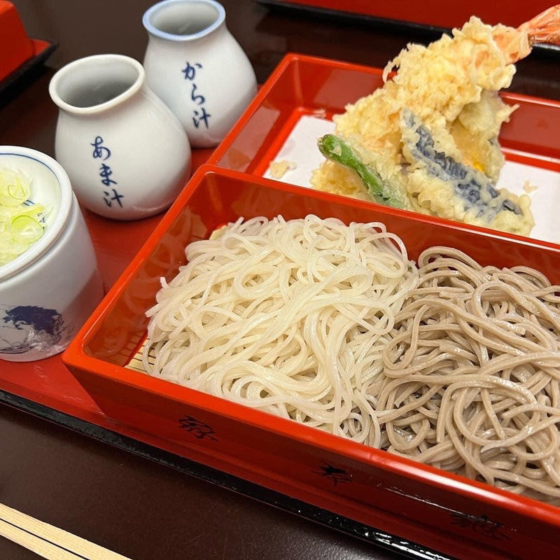 二色天せいろ(永坂更科布屋太兵衛 新宿地下鉄ビル店)