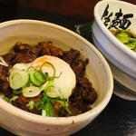 馬すじ丼