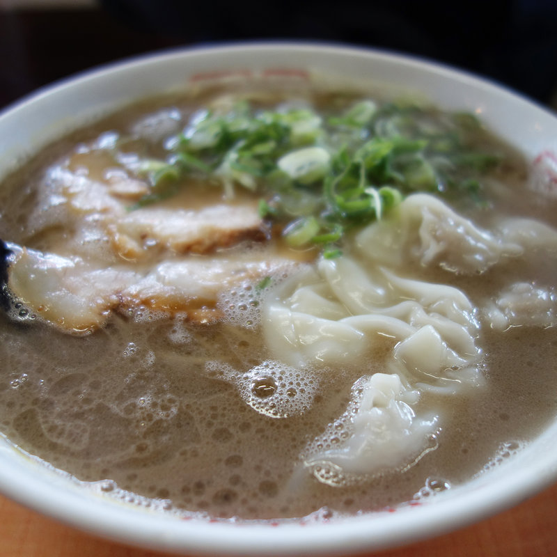 ワンタン麺(ラーメン処 西谷家 野方本店)