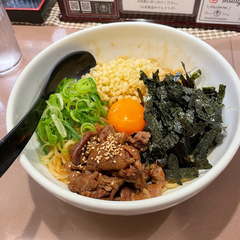 牛すじまぜそば(ぼっかけまぜそば 灘八)