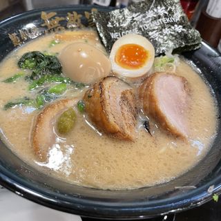 豚骨醤油ラーメン(無敵家)