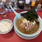 煮干し豚骨ラーメン(ラーメン山岡家 越谷レイクタウン店)