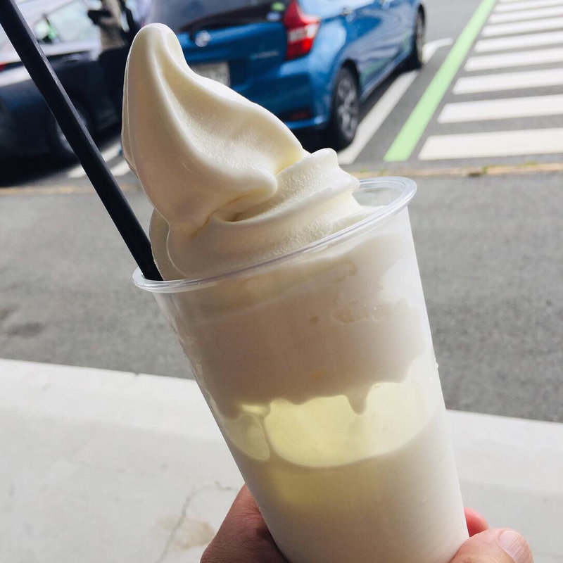 阿蘇ミルクフロート(GRASSLAND)