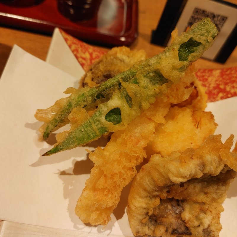 気まぐれ天ぷら御膳(やさいと、 )