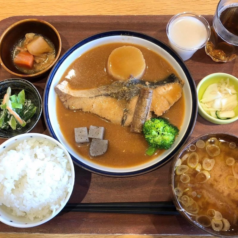 八海山定食(八海山みんなの社員食堂 )