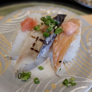 炙りづくし(地魚回転寿司 丸藤)