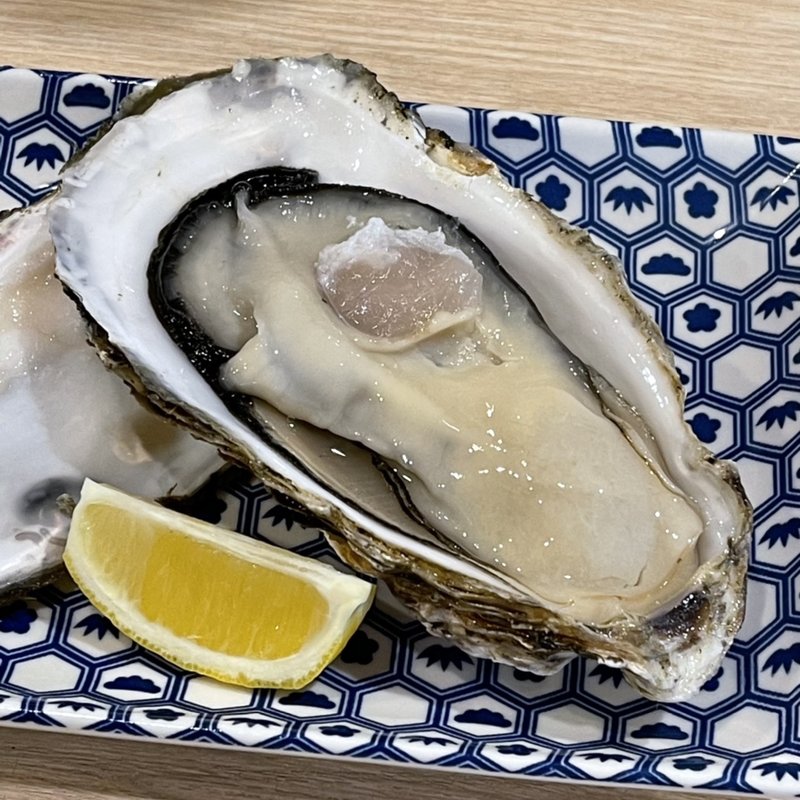 三陸産　剥きたて　殻付生牡蠣(松膳 （マツゼン）)