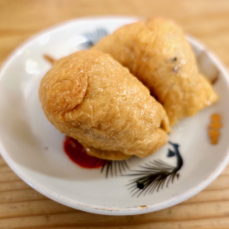 いなり（2個）(手打ちうどん ぶれーど・う )