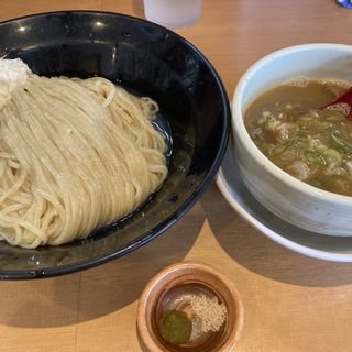 牡蠣昆布水　鶏醤油つけ麺(麺堂 稲葉)