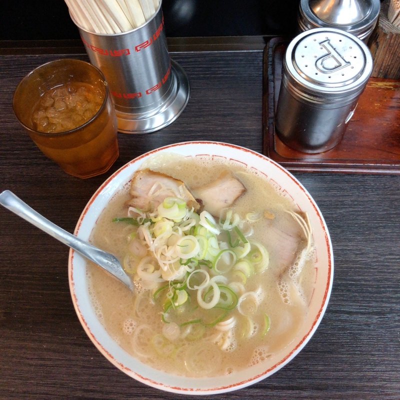 ワンタン麺(長浜一番 )