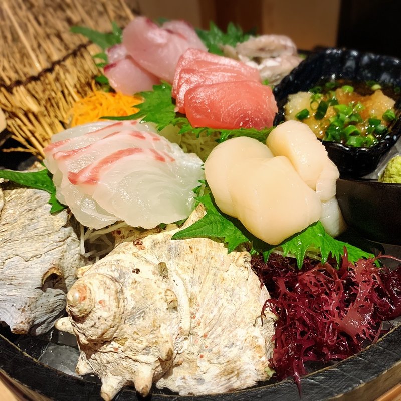 お造り5種盛り(鶏と魚居酒屋次元)