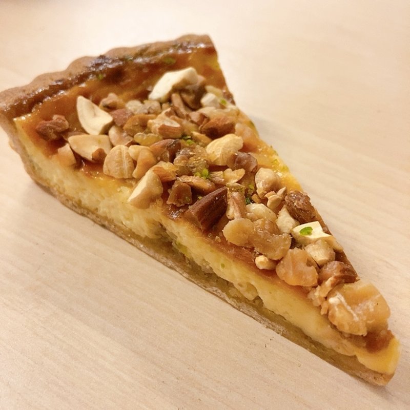 ゴルゴンゾーラとイチヂクのタルト(どるちぇ・ど・さんちょ )