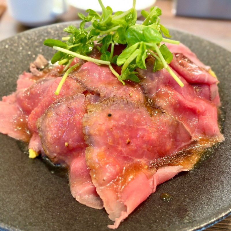 ローストビーフ丼(バルブトン88)