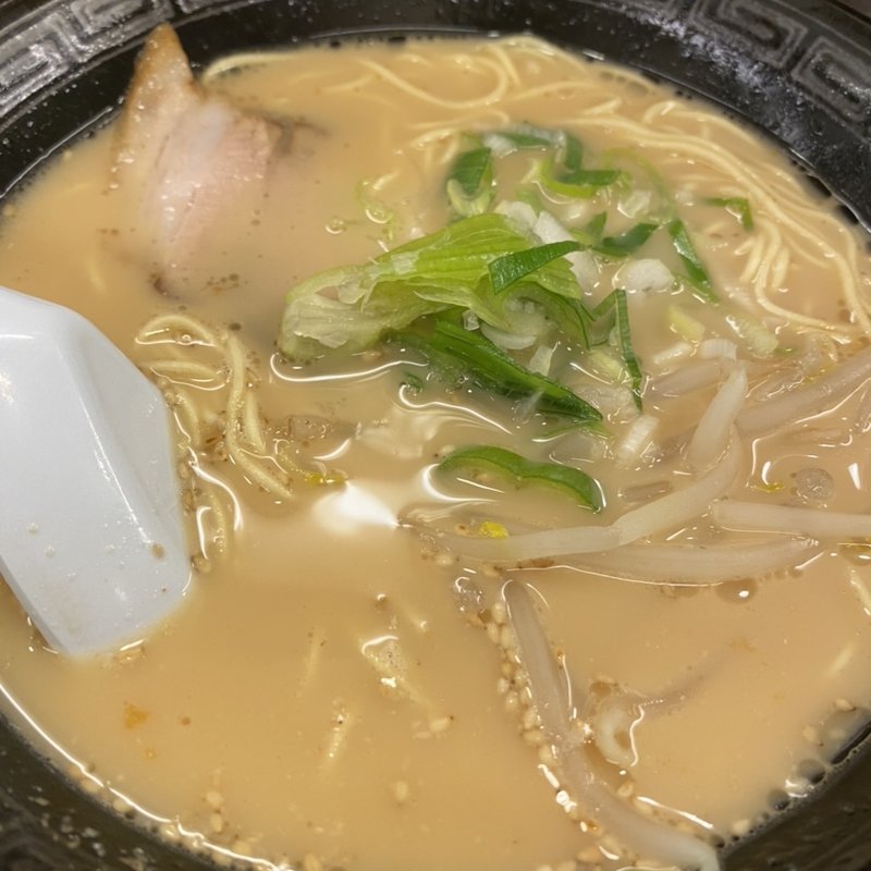 豚骨ラーメン(楽勝ラーメン)