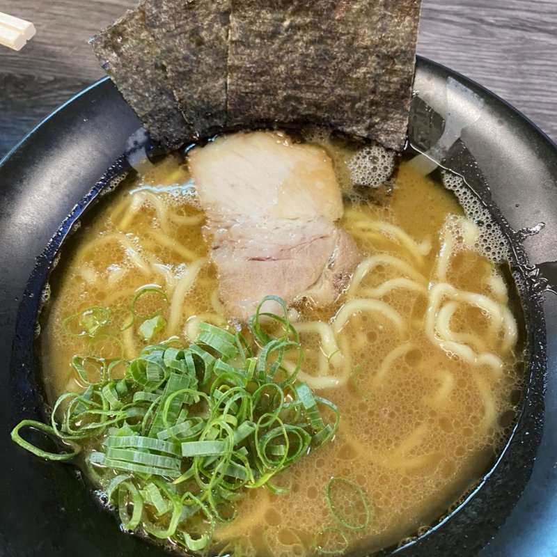 ラーメン(並)(博多無邪気)