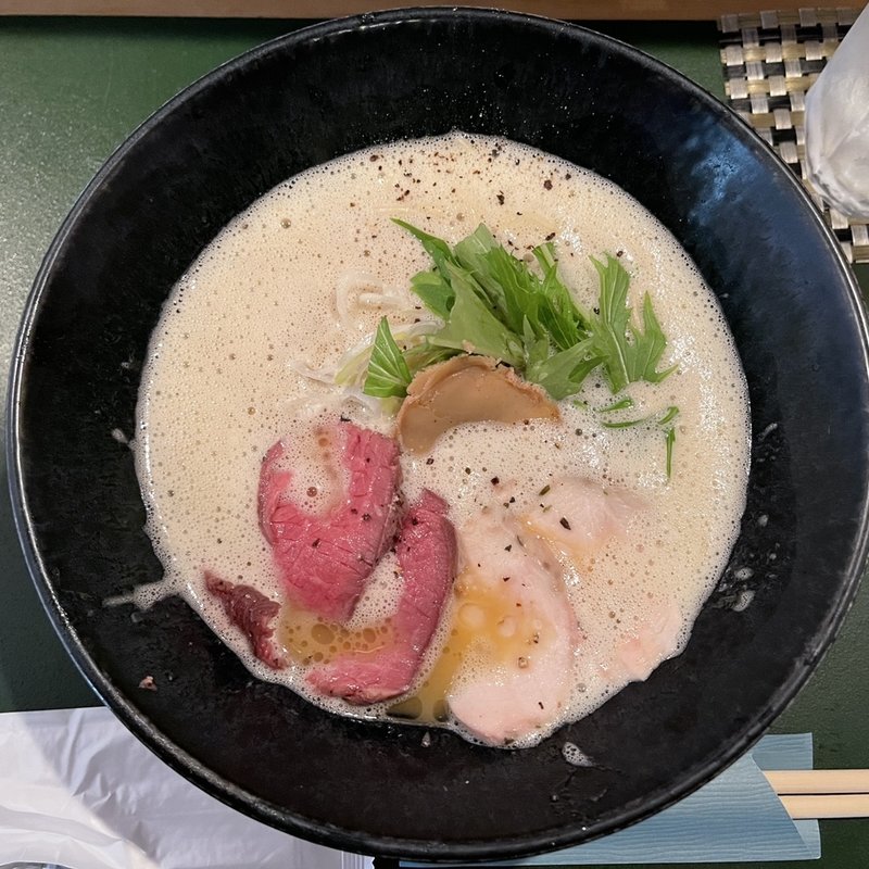 貝だし白湯(貝だし専門店　肉マル水産)