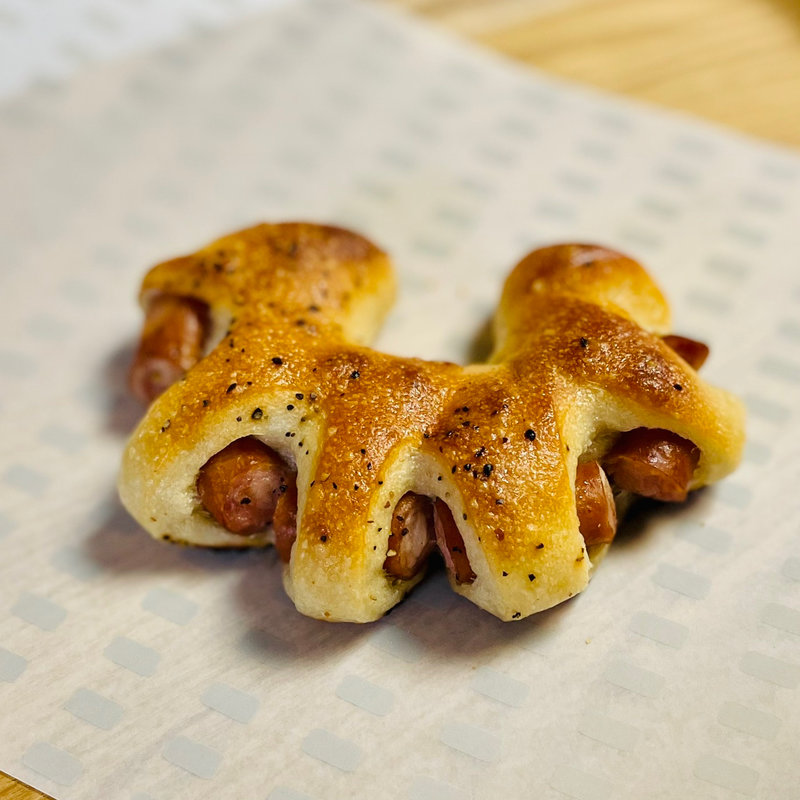 ウインナーフランス(アールベイカー エキアプレミエ和光店)